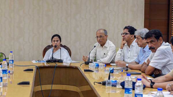 Mamata govt mulls a mandatory dining hall in Muslim-dominated schools, sparks row Mamata govt mulls a mandatory dining hall in Muslim-dominated schools, sparks row