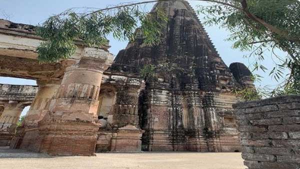 Hindu Temple in Pakistan opened for worship after 72 years Hindu Temple in Pakistan opened for worship after 72 years