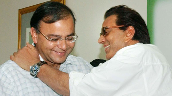When Bollywood Actor Dharmendra joined BJP