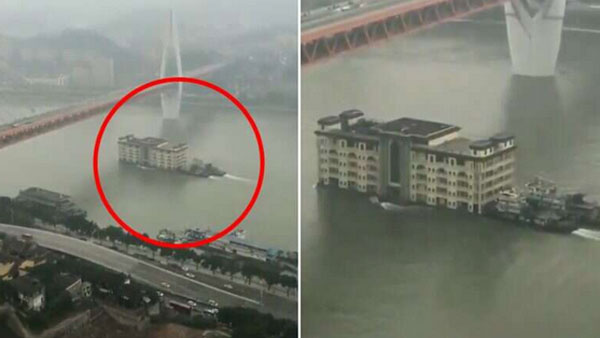 Watch: Five storey building floats on Yangtze river Watch: Five storey building floats on Yangtze river
