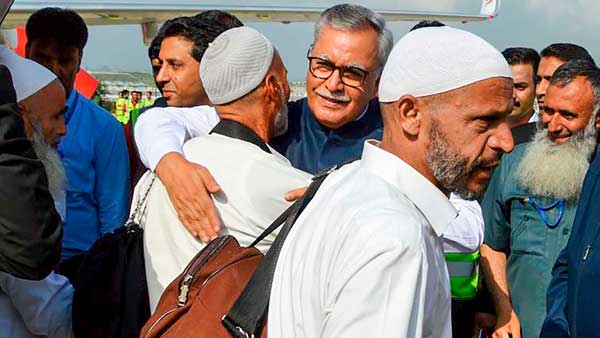 As Haj pilgrims return, curbs restored in parts of Srinagar As Haj pilgrims return, curbs restored in parts of Srinagar
