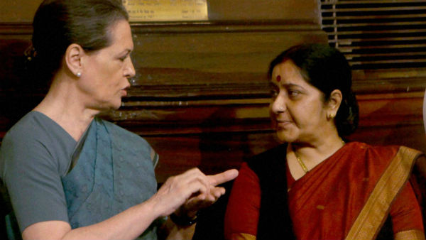 Feel her loss greatly: Sonia writes to Swarajs family Feel her loss greatly: Sonia writes to Swarajs family