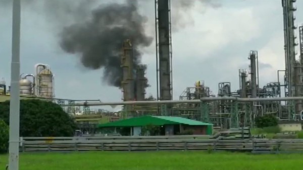 Massive fire at Haldia Petrochemicals unit, 15 injured Massive fire at Haldia Petrochemicals unit, 15 injured