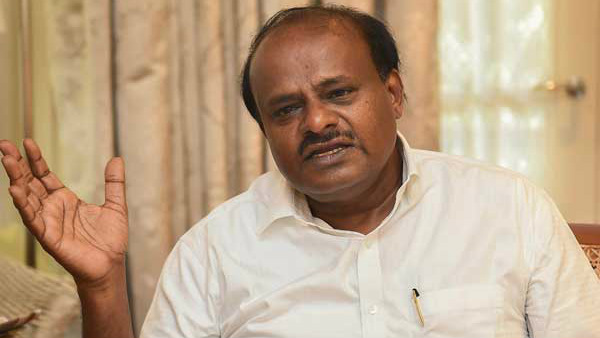 When will Modi celebrate Kannada language day, asks Kumaraswamy