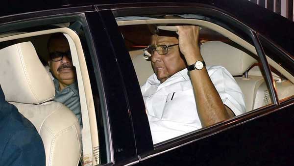 Sharad Pawar meets Sonia Gandhi over seat-sharing arrangement Sharad Pawar meets Sonia Gandhi over seat-sharing arrangement