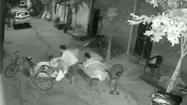 Video: Man attempts to steal child but family members wake up and save her Video: Man attempts to steal child but family members wake up and save her
