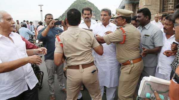 YSRCP to counter TDP rally YSRCP to counter TDP rally