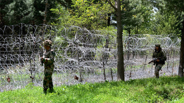 Pak Army rejects Indias claim of destroying terror camps in PoK Pak Army rejects Indias claim of destroying terror camps in PoK