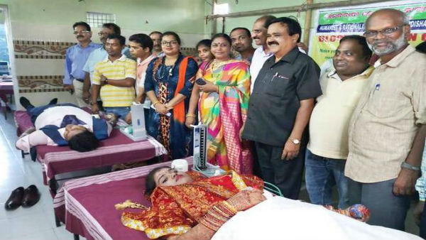 Breaking taboos: Couple gets married by taking oath on Indian constitution, organising blood camp Breaking taboos: Couple gets married by taking oath on Indian constitution, organising blood camp