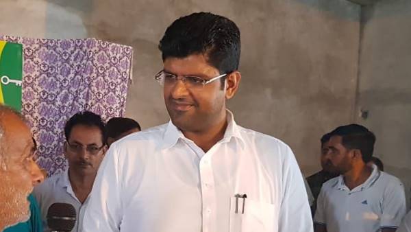 Kingmaker Dushyant Chautala to meet JJP MLAs today Kingmaker Dushyant Chautala to meet JJP MLAs today