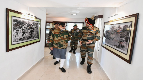 PM Modi's praise for jawans PM Modi's praise for jawans