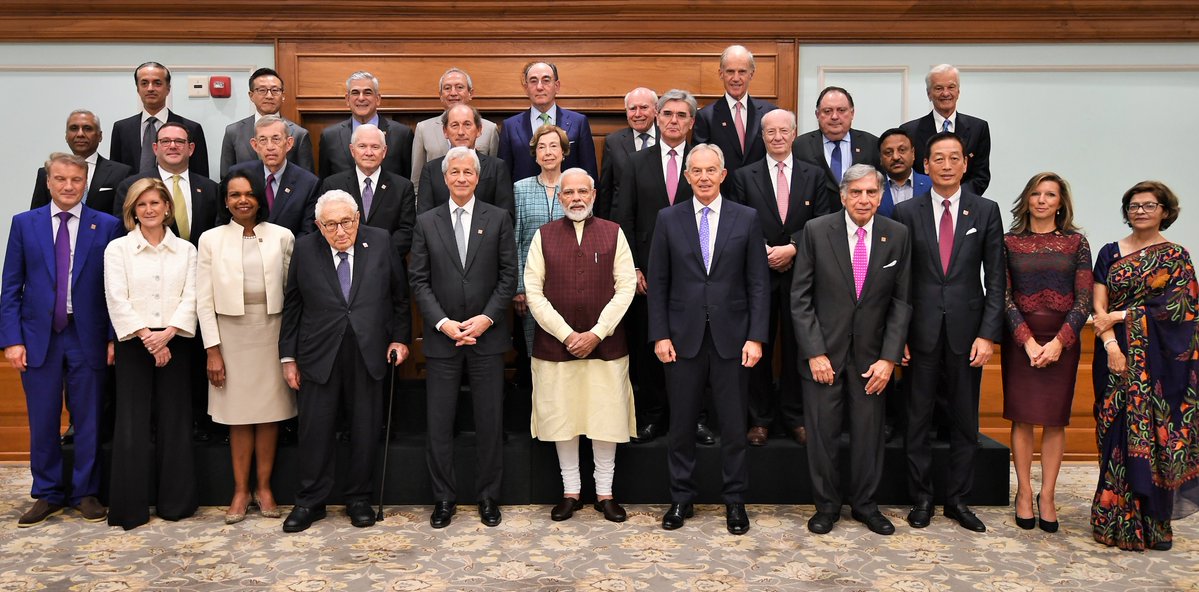 PM Modi meets members of JP Morgan International Council PM Modi meets members of JP Morgan International Council