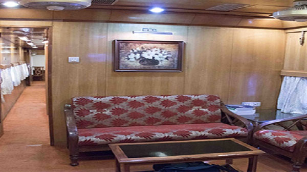 Railways to provide saloon coaches: