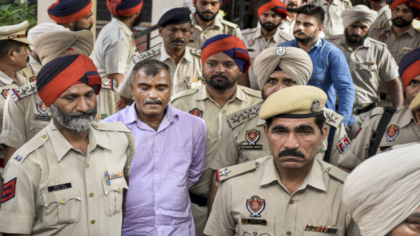 Court directs registration of FIR against members of SIT that probed 2018 Kathua gangrape-murder case Court directs registration of FIR against members of SIT that probed 2018 Kathua gangrape-murder case