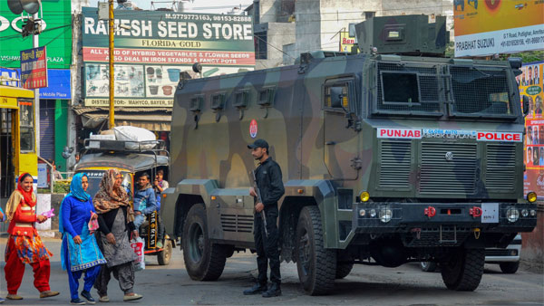 Punjab on high alert: 5,000 officials take part in operation Punjab on high alert: 5,000 officials take part in operation