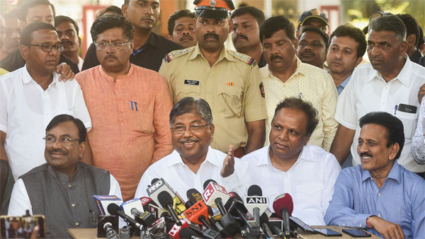 Maharashtra BJP President Chandrakant Patil with party leaders Sudhir Mungantiwar, Ashish Shelar and Girish Mahajan interact with media after meeting Maharashtra Governor Bhagat Singh Koshyari, in Mumbai Maharashtra BJP President Chandrakant Patil with party leaders Sudhir Mungantiwar, Ashish Shelar and Girish Mahajan interact with media after meeting Maharashtra Governor Bhagat Singh Koshyari, in Mumbai