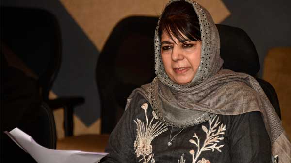 Shift my mother to place equipped for winter: Mehbooba Muftis daughter writes Shift my mother to place equipped for winter: Mehbooba Muftis daughter writes
