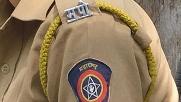 Cop asked to pay Re 1 compensation after 3 are acquitted in murder case Cop asked to pay Re 1 compensation after 3 are acquitted in murder case