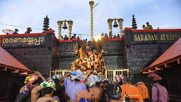 Leaders across parties welcome SC decision to refer Sabarimala case to larger bench Leaders across parties welcome SC decision to refer Sabarimala case to larger bench