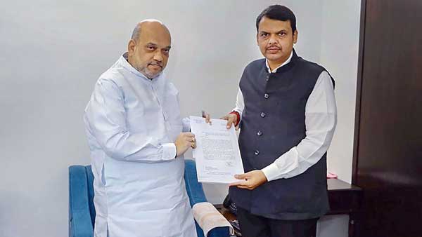Fadnavis meets Shah in Delhi, says need to form govt in Maharashtra at earliest Fadnavis meets Shah in Delhi, says need to form govt in Maharashtra at earliest