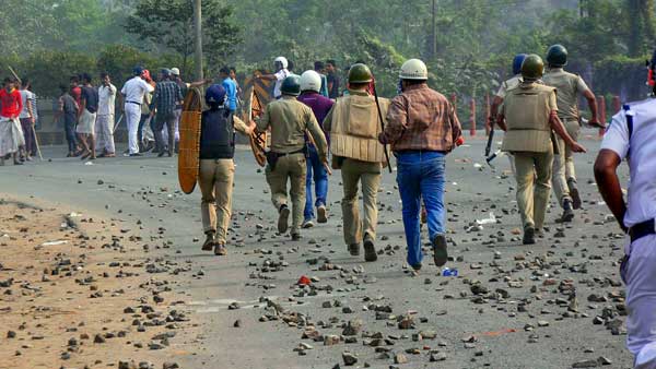 6 killed in Assam, CM says committed to protect all genuine citizens 6 killed in Assam, CM says committed to protect all genuine citizens