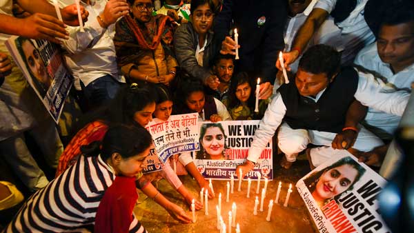 Hyderabad vet rape-murder: Victims colony turn away politicians who wanted to express sympathies Hyderabad vet rape-murder: Victims colony turn away politicians who wanted to express sympathies