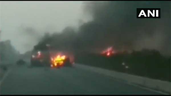 Multiple huge explosions in Surat road after mini truck loaded with LPG cylinders overturned Multiple huge explosions in Surat road after mini truck loaded with LPG cylinders overturned