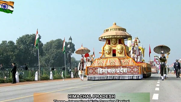 HP tableau displays Kullu Dussehra festival, MP tableau depicts tribal museum