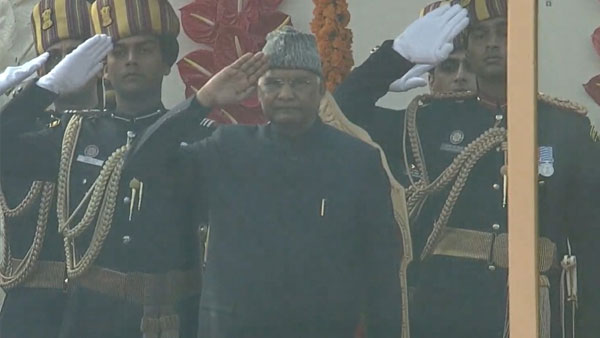 Ram Nath Kovind unfurls National Flag at Rajpath