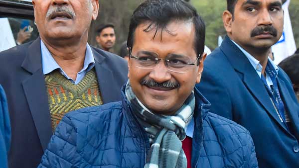 Delhi Polls: Sena praises AAPs Delhi Model, wants it introduced in other states Delhi Polls: Sena praises AAPs Delhi Model, wants it introduced in other states