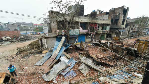 We jumped from first floor with dupattas: Victims recount tales of horror We jumped from first floor with dupattas: Victims recount tales of horror