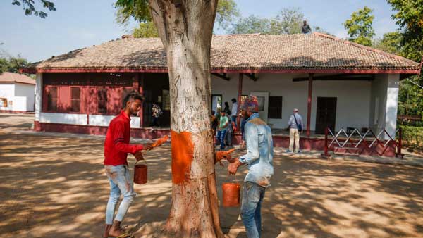 ‘Namaste Trump’: Sabarmati Ashram decks up to welcome Trump amid uncertainty over visit ‘Namaste Trump’: Sabarmati Ashram decks up to welcome Trump amid uncertainty over visit