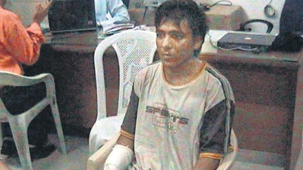 Maharashtra: 14 cops to get one-rank promotion for capturing Kasab Maharashtra: 14 cops to get one-rank promotion for capturing Kasab
