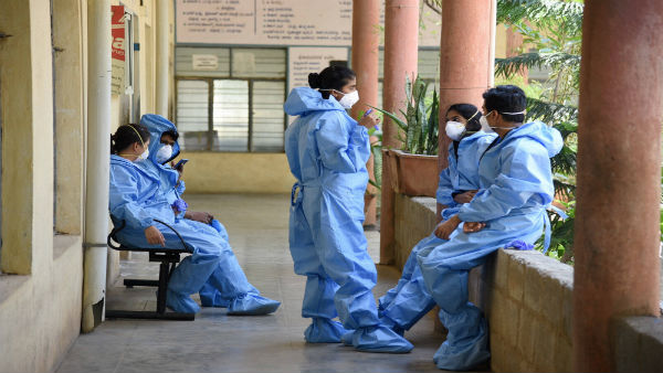 Karnataka: No institutional quarantine for healthcare workers in complete PPE Karnataka: No institutional quarantine for healthcare workers in complete PPE
