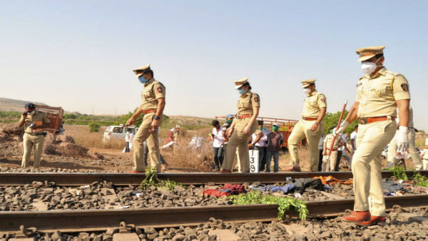 Aurangabad train accident: Survivors raised alarm, but in vain Aurangabad train accident: Survivors raised alarm, but in vain
