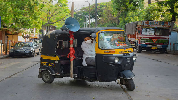 In Pune, auto driver uses money saved for wedding to feed migrants In Pune, auto driver uses money saved for wedding to feed migrants