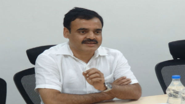 Fund for 108-ft-tall Kempegowda statue at Bengaluru International Airport allocated in previous budget Fund for 108-ft-tall Kempegowda statue at Bengaluru International Airport allocated in previous budget