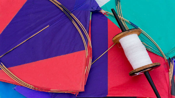 Kolkata man on two-wheeler injured by kite string Kolkata man on two-wheeler injured by kite string