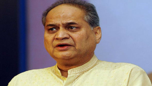 Flattened the wrong curve says Rahul Bajaj on draconian lockdown Flattened the wrong curve says Rahul Bajaj on draconian lockdown