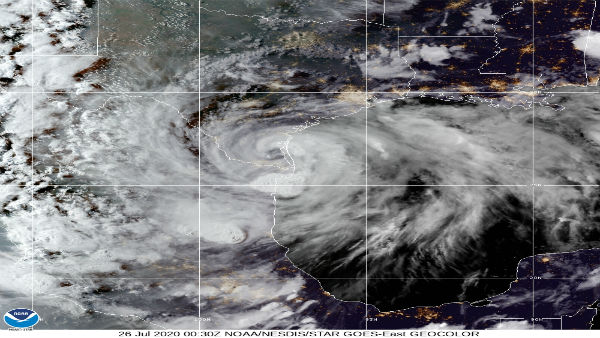 2020’s First Hurricane Hanna makes landfall in Texas as Category 1 storm 2020’s First Hurricane Hanna makes landfall in Texas as Category 1 storm
