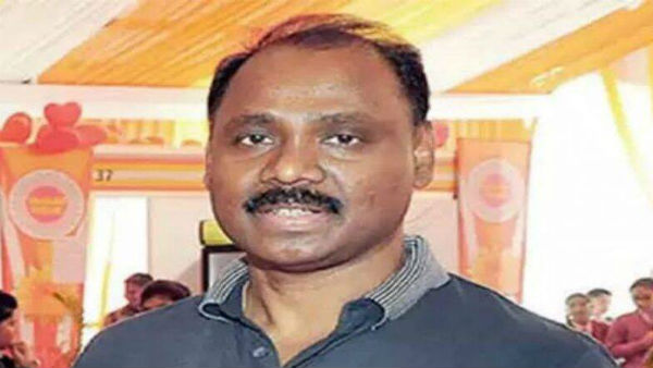 J&K LG condemns lethal attack on BJP leader at Bandipora J&K LG condemns lethal attack on BJP leader at Bandipora