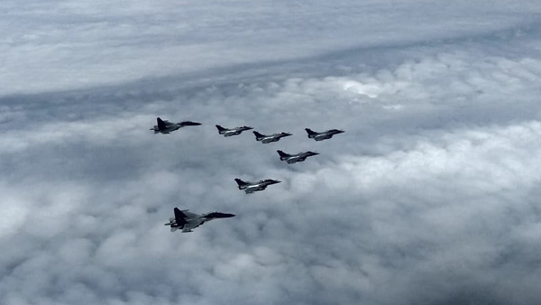 Five Rafale aircraft entering Indian airspace Five Rafale aircraft entering Indian airspace