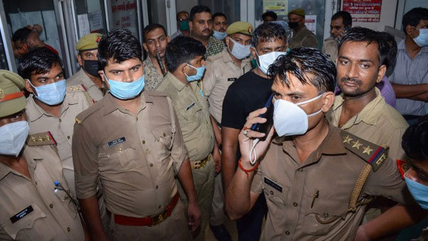 Vikas Dubey snatched cop's 9mm pistol Vikas Dubey snatched cop's 9mm pistol