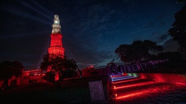 Qutub Minar illuminated in red and white to mark Polands Solidarity movement Qutub Minar illuminated in red and white to mark Polands Solidarity movement