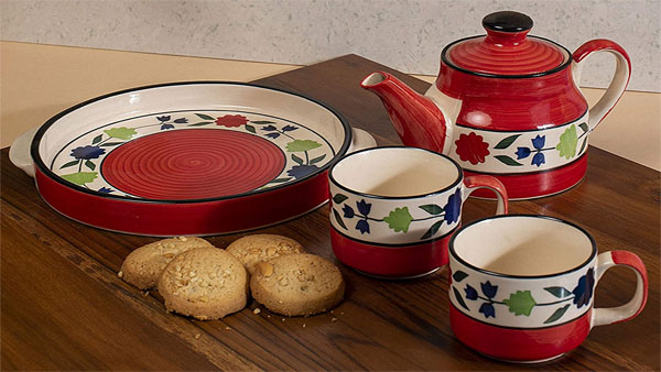 Hindustani Saudagar, Handmade Kettle and Ceramic Tea Set: Hindustani Saudagar, Handmade Kettle and Ceramic Tea Set:
