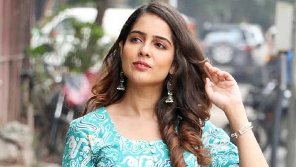 Television actress stabbed in Mumbai Television actress stabbed in Mumbai