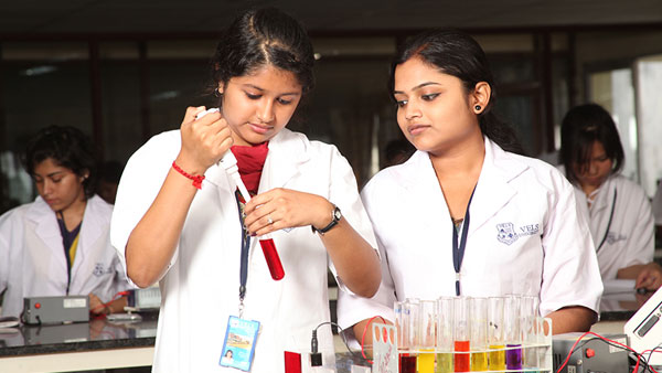 Study Medicine abroad at low tuition fee, but at a quality comparable to the best Study Medicine abroad at low tuition fee, but at a quality comparable to the best