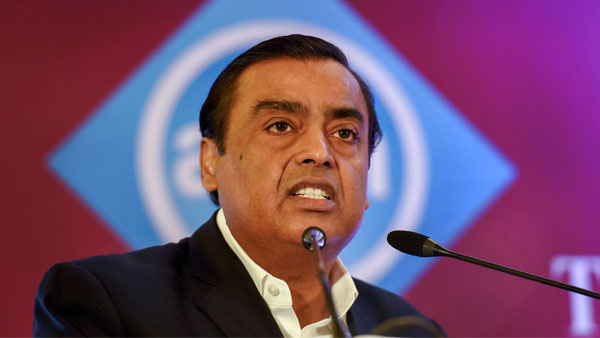 Reliance raises Rs 7,350 crore from 2 investors Reliance raises Rs 7,350 crore from 2 investors