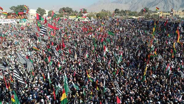 Despite security threats Pakistan’s opposition parties hold massive rally Despite security threats Pakistan’s opposition parties hold massive rally