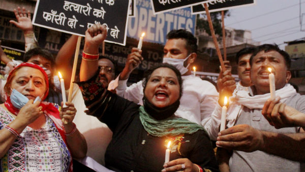 Hathras case: Victims family alleges admin, police pressure; demands CBI probe Hathras case: Victims family alleges admin, police pressure; demands CBI probe